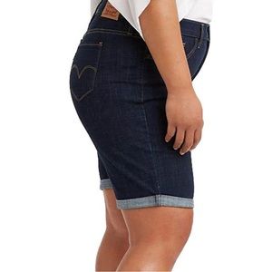 Levi Bermuda Shorts size 18W NWT